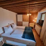 Apartamento Monika *