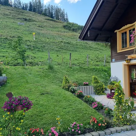 Monika Fusch an der Glocknerstraße